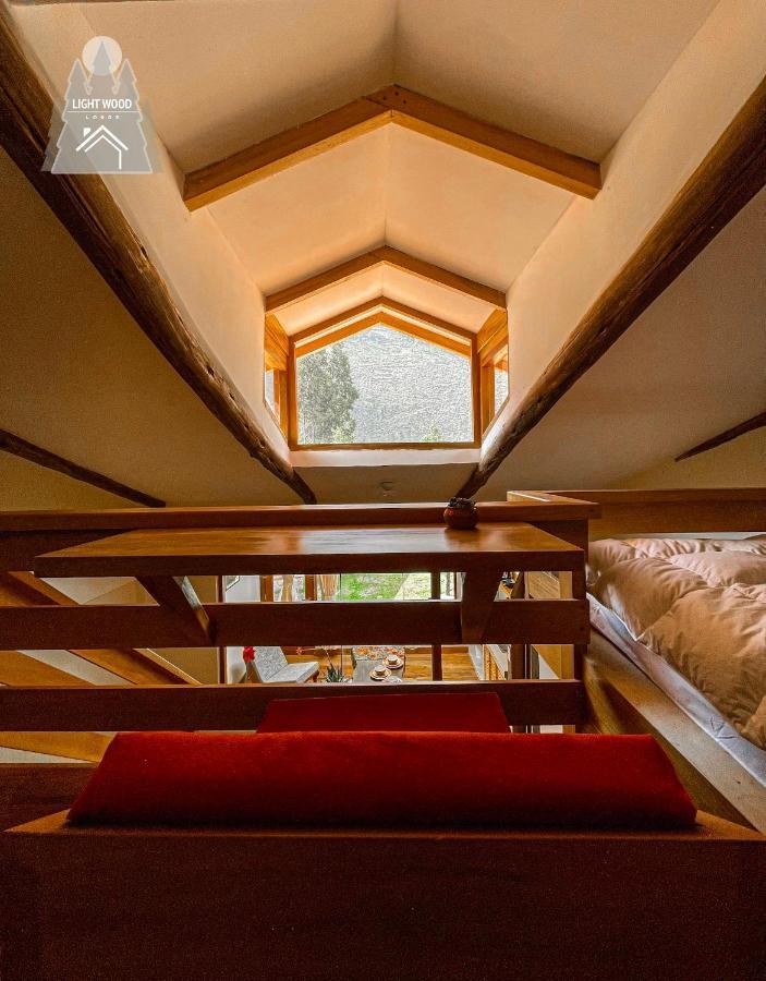 Hotel Light Wood Calca Zewnętrze zdjęcie